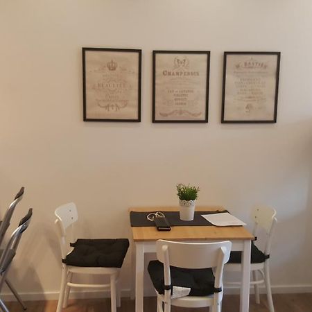 Apartamento Sophio House In Gagarini Tiflis Exterior foto